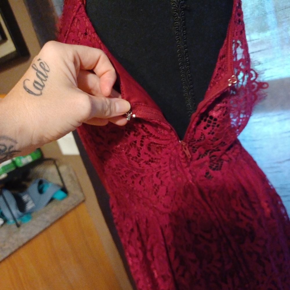 Dress - Picture 3 of 7